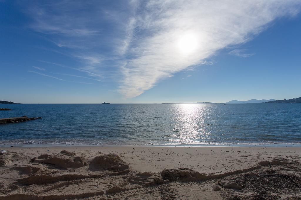 Residence Le Soleil Juan-les-Pins Exteriör bild